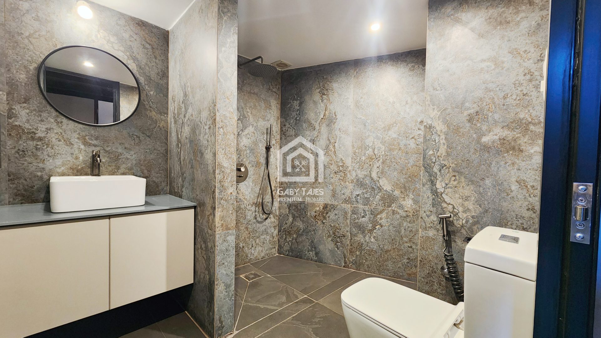 Casa Venta Padrón Único en Palermo Reciclada 4 Dormitorios, 4 Baños.