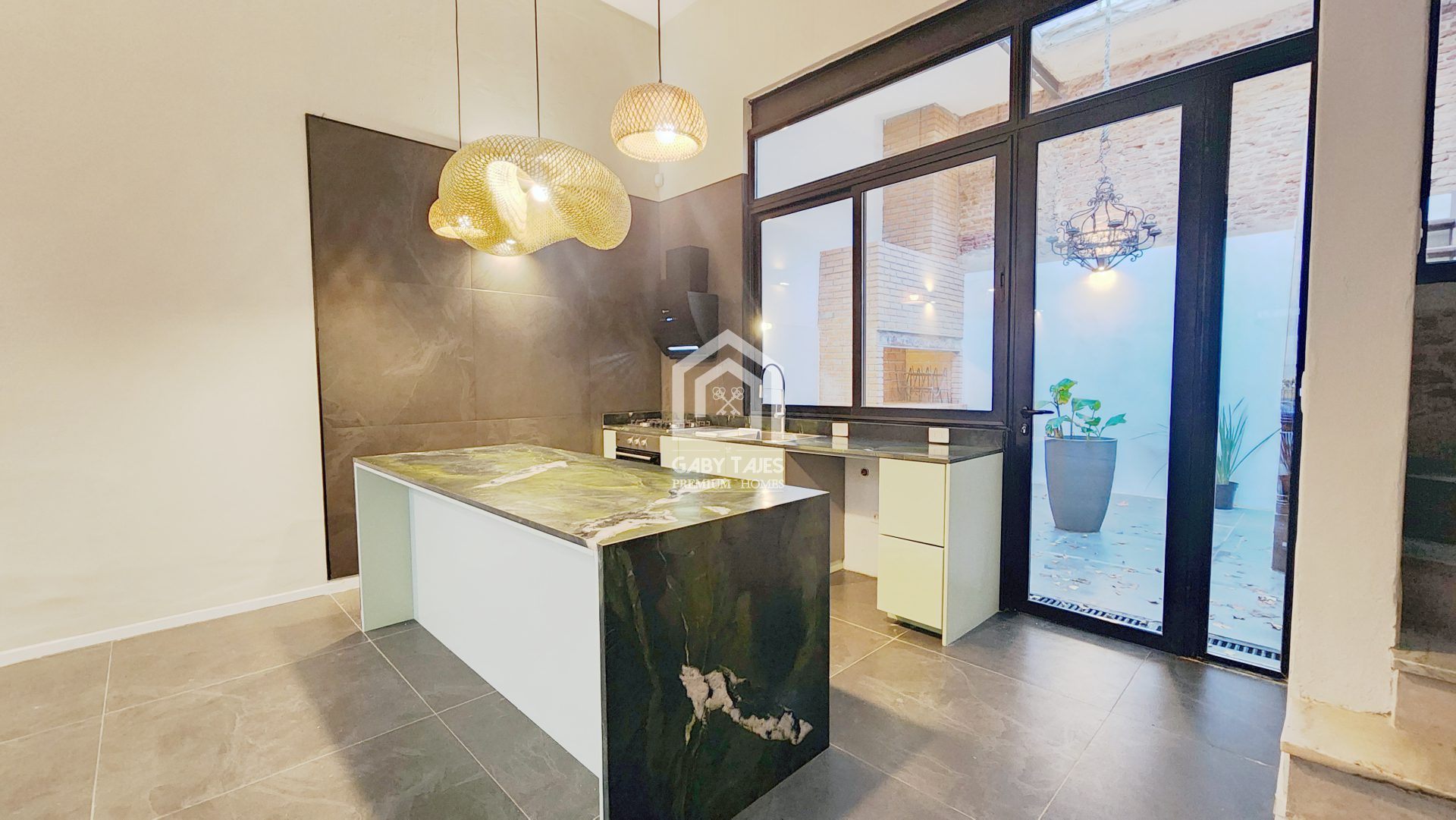 Casa Venta Padrón Único en Palermo Reciclada 4 Dormitorios, 4 Baños.