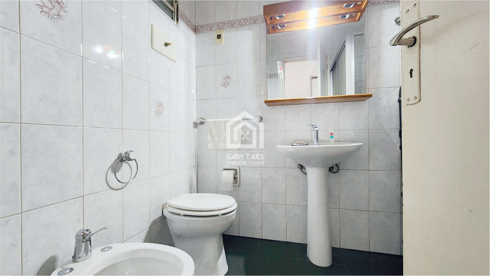 Venta Apartamento 3 Dormitorios 2 Baños Centro Zelmar Michelini Gaby Tajes Inmobiliaria