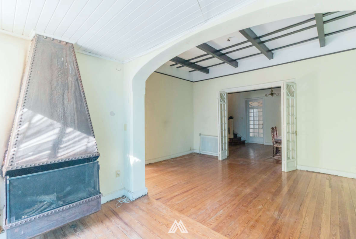 Venta casona pocitos 4 dormitorios gaby tajes inmobiliaria 098013047