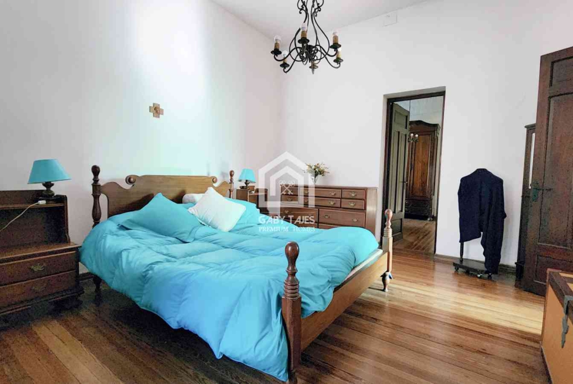 Venta Casa Quinta Colón 8 Dormitorios