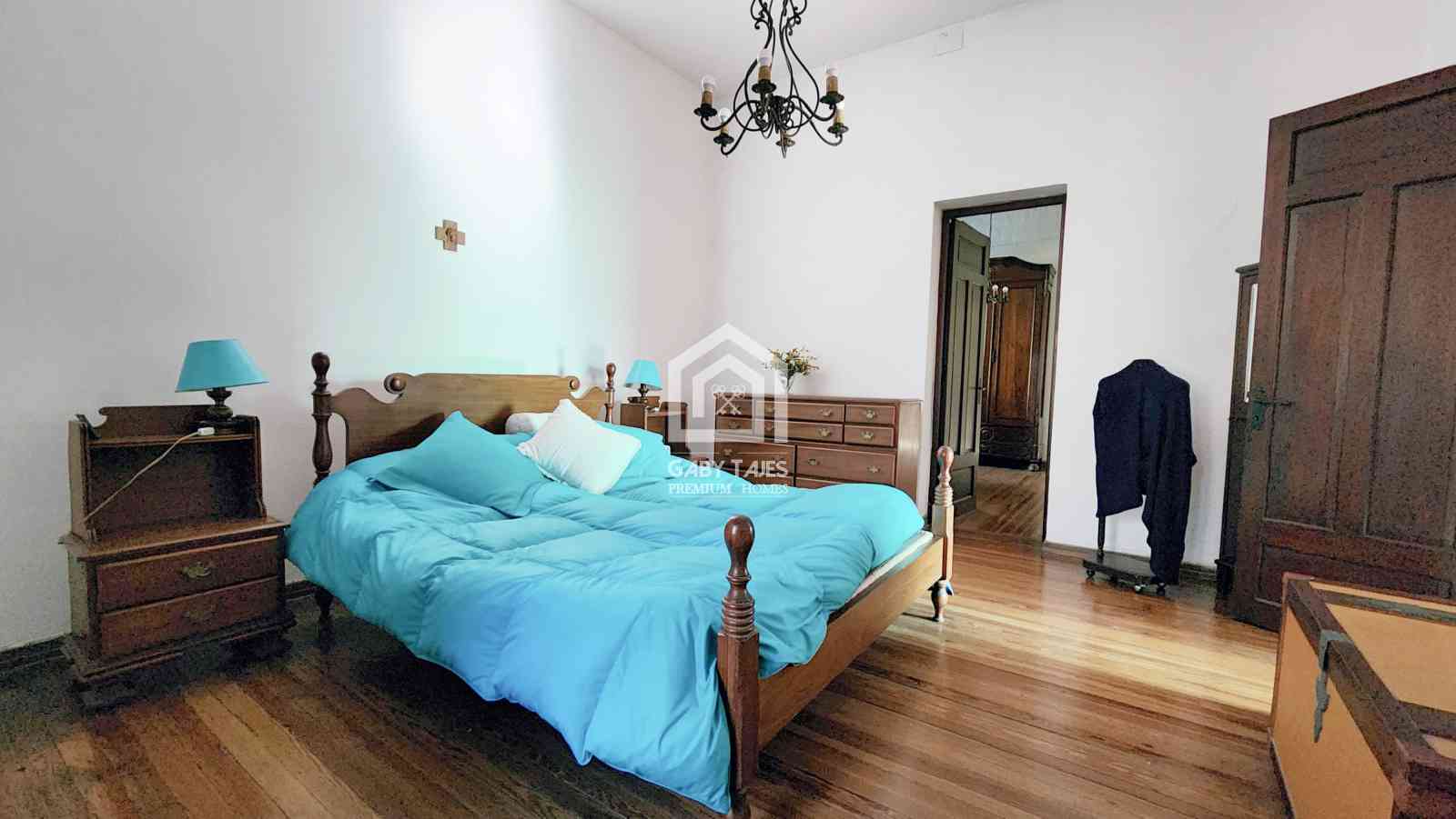 Venta Casa Quinta Colón 8 Dormitorios