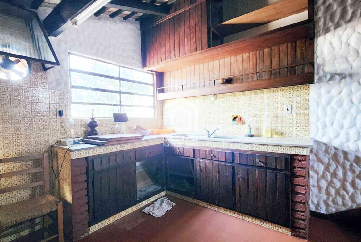 Venta Casa Quinta Colón 8 Dormitorios