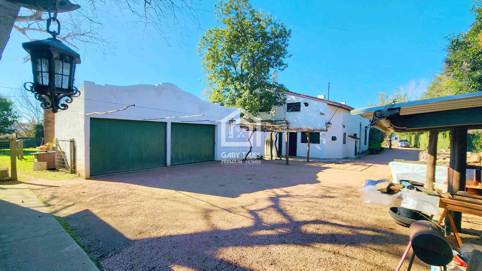 Venta Casa Quinta Colón 8 Dormitorios