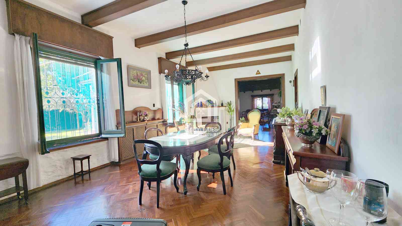 Venta Casa Quinta Colón 8 Dormitorios