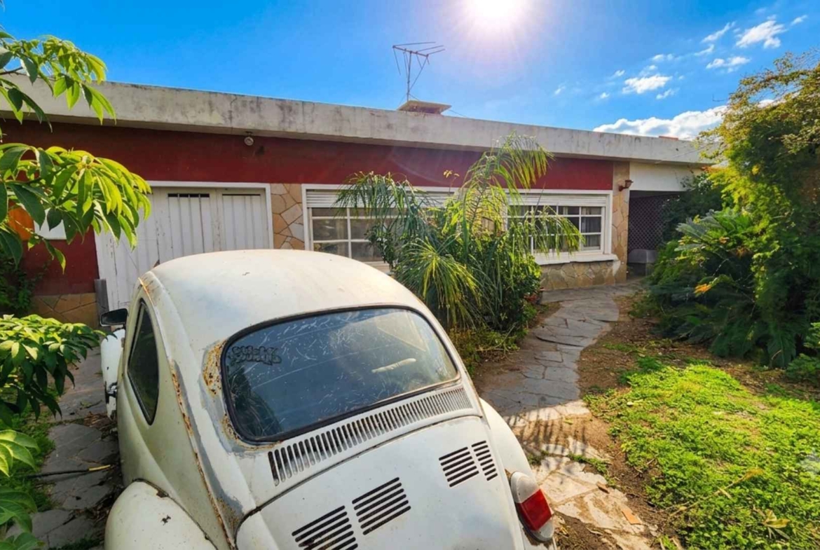 Casa Shangrila Venta 3 Dormitorios Gran Terreno Padron Unico